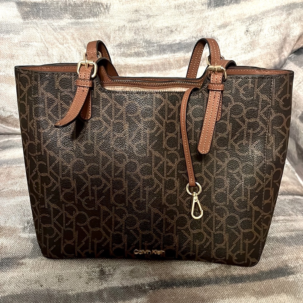 Brand new large Calvin Klein handbag